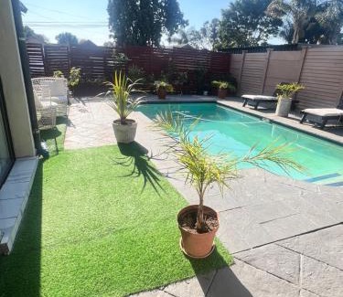 Rooihuiskraal Casa | 17 Byvanger Luxury Home Deluxe Queen Suite Room 2