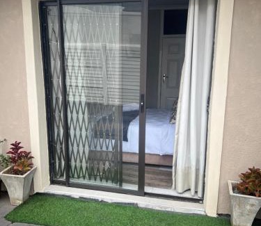 Rooihuiskraal Casa | 17 Byvanger Luxury Home Deluxe Queen Suite Room 2