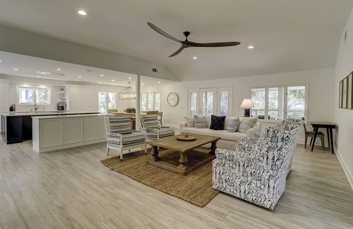 Oceanside Casa | 17 Green Heron - 3rd Row (93 yard walk) to the Ocean and a Private Pool