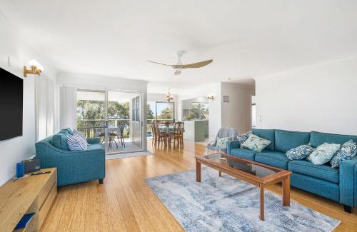 Bonny Hills Casa | 17 Jordan Avenue