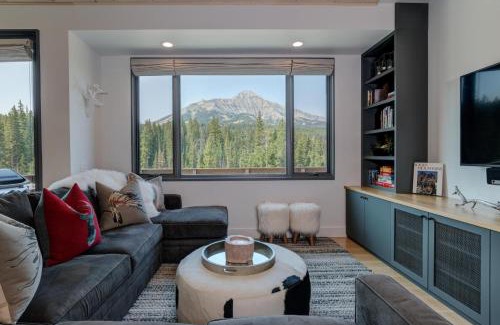 Big Sky Casa | 17 Lake Cabin by Moonlight Basin Lodging