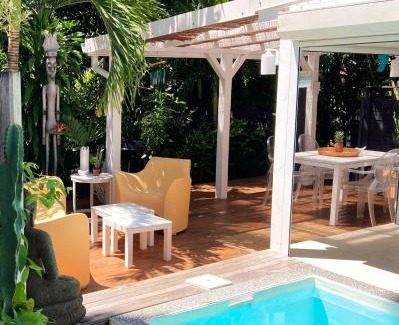 Sainte-Anne Casa | 17 Les Palmes - Maison de charme - Piscine privée et accès plage