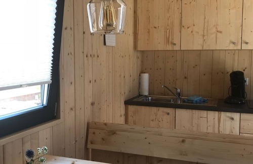 Aue Apartamento | Schäferwagen cómodo y espacioso de 17 metros cuadrados con electricidad y Heitzanschluss y mini cocina