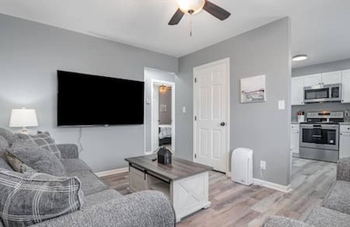 Trenton Apartamento | 17 S First - Unit 6 · 17 s first street unit 6