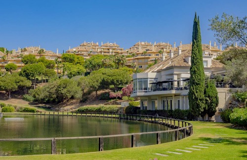 Elviria Apartamento | 170 m² Apartamento ∙ 3 habitaciones ∙ 6 huéspedes