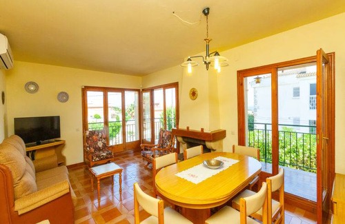 Creixell Casa | 170 m² Casa ∙ 4 habitaciones ∙ 8 personas