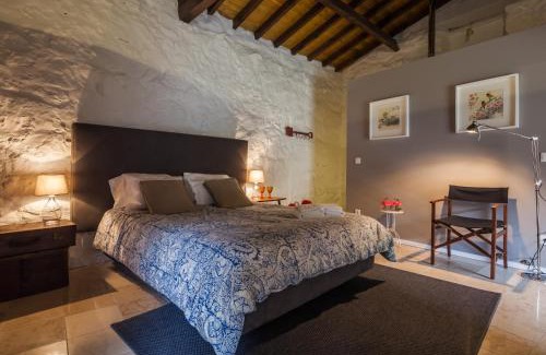 Portela Casa | 1720 Quinta da Cancela - Winery & Farmhouse