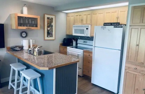 Quincy Condominio | #173 Condo near large pool & shuttle to Gorge Amp-book separately