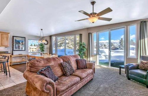 Tahoe Keys Casa | 1759 Venice Drive home