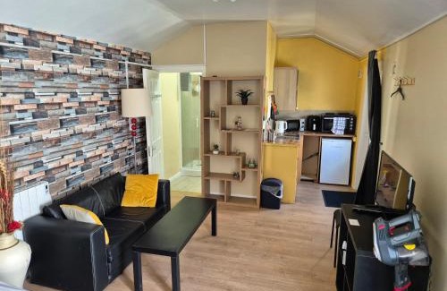 Wexford Casa | 17A DB Airbnb