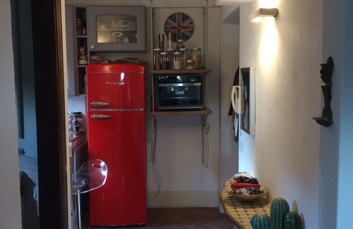 Calenzano Apartamento | 17th century monastery view Florence
