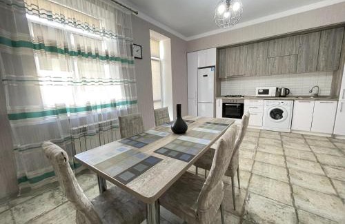 Atyrau Apartamento | # 18 Стильная и современная квартира