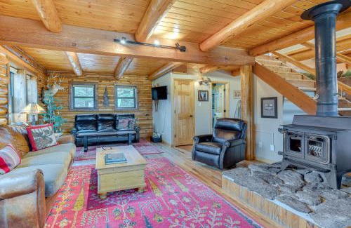 Cotopaxi Casa | 18 Mi to Royal Gorge Peaceful Mtn Cabin with Porch!