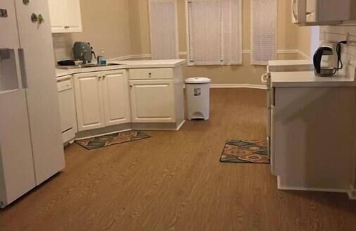 Oak Hill Casa | 18 minutes to Downtown Covington Square Walk of Stars and Great Restaurants