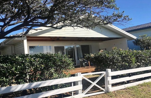 Wooli Casa | 18 on Main - Beach front property