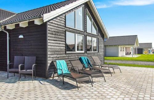 Olpenitz Casa | 18 person holiday home in Hasselberg