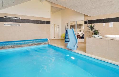 Bogense Casa | 18 person holiday home in Bogense