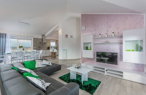 Brtonigla Villa | 180 m² Villa ∙ 3 habitaciones ∙ 8 personas