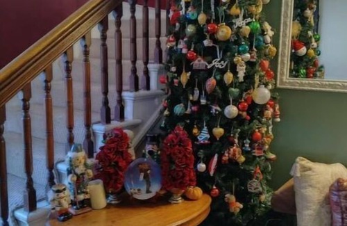 Wauwatosa Casa | 1800 century home located in The Wauwatosa Village Explore the nearby shops