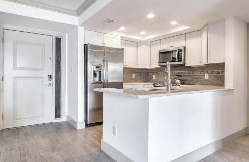 South Beach Villa | 1803 Bluff Villas