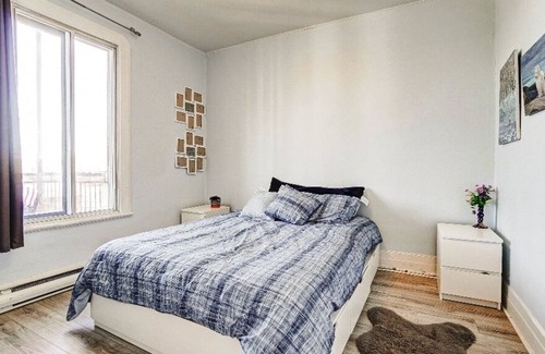 Verdun Apartamento | #181 Renovated Apt in Verdun with 2 Balconies