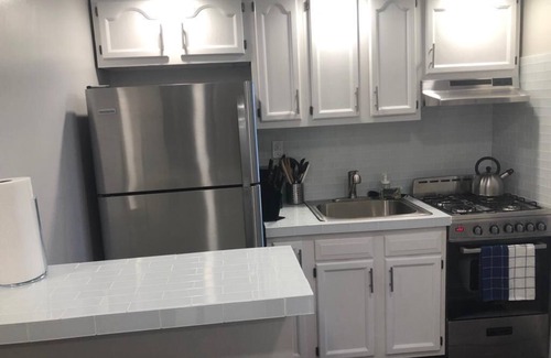 Industry Apartamento | 1817 4D · Fancy 1bed Apt / 20 Min a NYC-Parking Disp.
