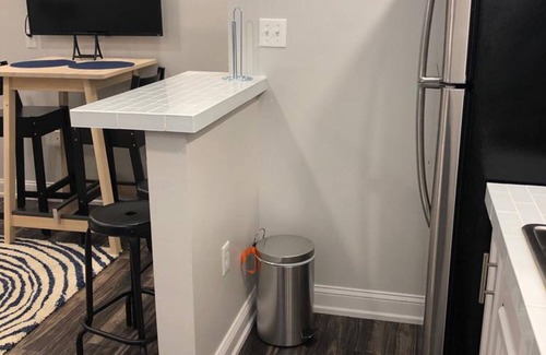 Industry Apartamento | 1817 4D · Fancy 1bed Apt / 20 Min a NYC-Parking Disp.