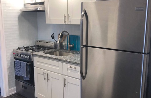 Industry Apartamento | 1817 5G · Excelente 2bed Apt-20 min a NYCParking Avail