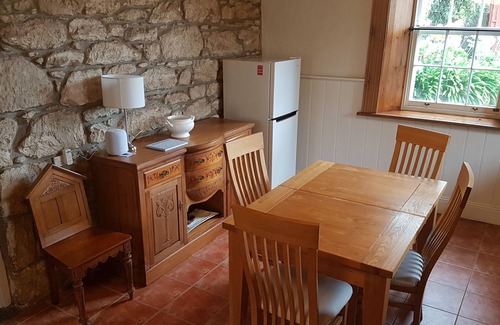 Port Fairy Cabaña | 1850's Goldie's Cottage Port Fairy