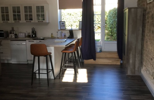 Chassors Cabaña | Tranquilo, privado! Propiedad de Charentaise, piscina climatizada y jardines