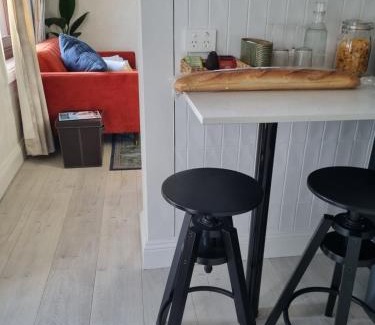 North Brighton Casa | 1860 Heritage Beachside Studio