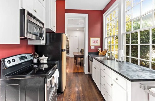 Natchez Cabaña | 1864 Little Brick | 1/1, Full Kitchen, Hot Tub, Pet Friendly w/ fee