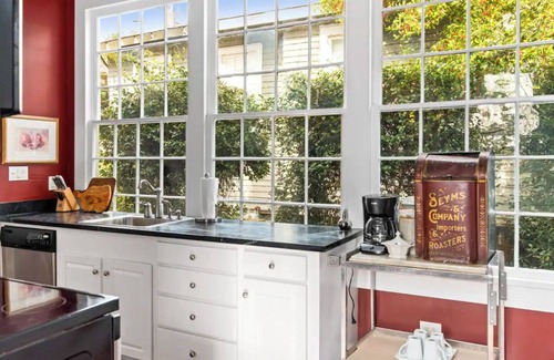 Natchez Cabaña | 1864 Little Brick | 1/1, Full Kitchen, Hot Tub, Pet Friendly w/ fee