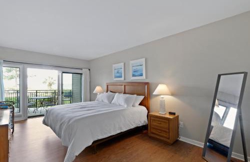South Beach Villa | 1866 Beachside Tennis Villa