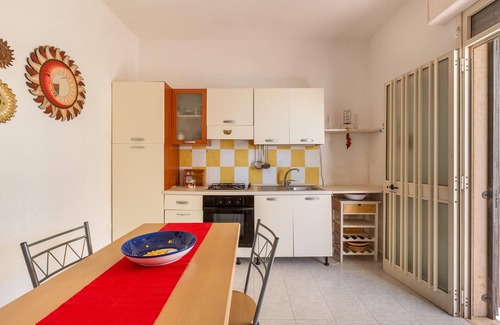 Torre Castiglione Casa | 1867 Villetta Bianca Gioiosa