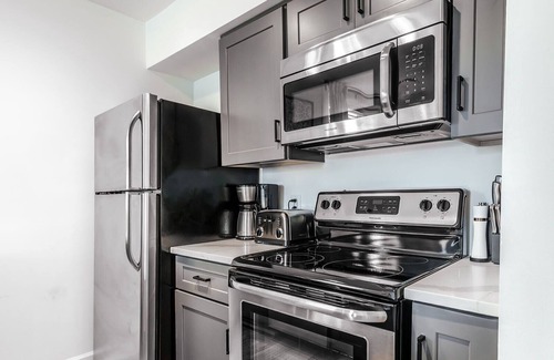 Downtown Charleston Apartamento | 1874 Suite at 360 King