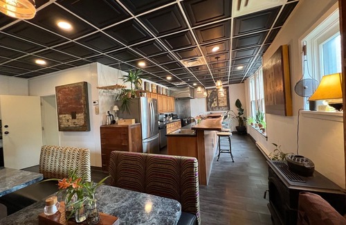 West Central Casa | 1880's Mansion with 3 Fireplaces, 12 bedrooms, Downtown historic area