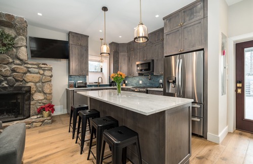 Gloucester Cabaña | 1886 Captains Carriage House Secluded Luxury Eastern Point Gloucester MA