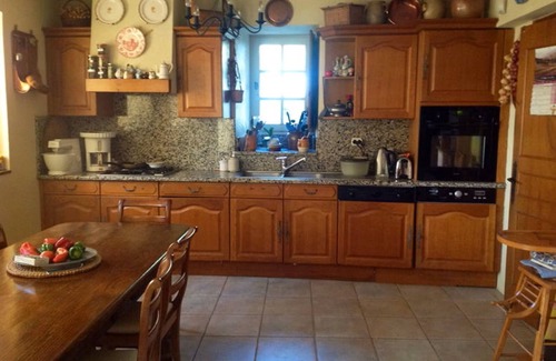 Montagnac-la-Crempse Otro | 18th century manor house, 5 bedrooms, sleeps 12, 3 bathrooms, swimming pool