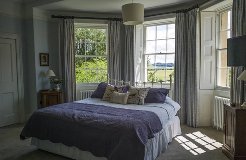 Louth Cama Y Desayuno | 18th Century House surrounded by beautiful views, providing outstanding luxury
