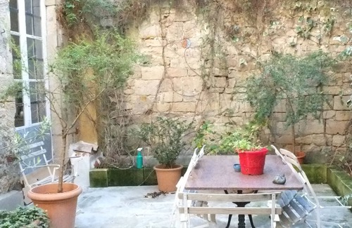 Beaucaire Casa | Casa del siglo 18 en el centro de la ciudad