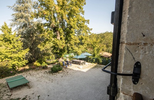 Beleymas Casa | Mansión del siglo XVIII, La Garnerie, restaurada con piscina.