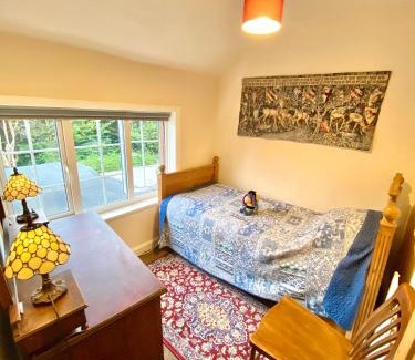 Codsall Apartamento | 18th Century Oak Beamed Cosy Cottage