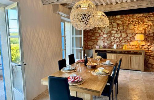 Goult Casa | 18th-century sheepfold surrounded by vineyards