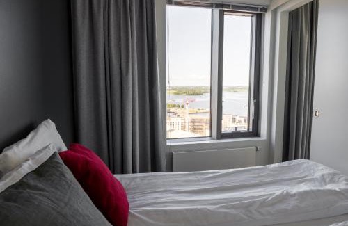 Kallio Apartamento | 18th Floor Helsinki High Point 1 BDR Apartment with City View - Free Garage Parking