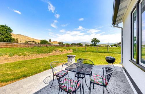 Woodlake Casa | 19 Mi to Sequoia Natl Park Mtn-View Woodlake Gem
