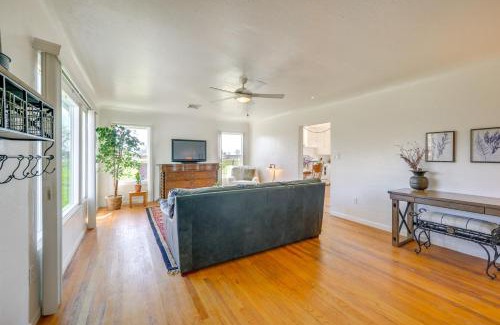 Woodlake Casa | 19 Mi to Sequoia Natl Park Mtn-View Woodlake Gem