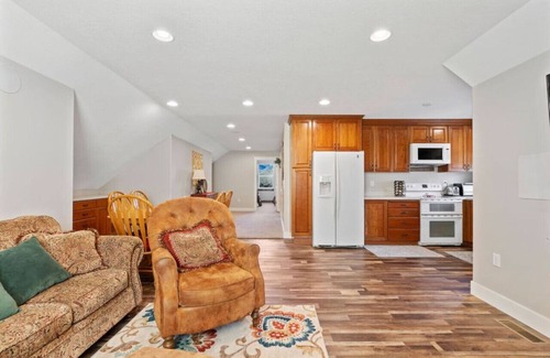 Morgan County Casa | 19 Miles to Snow Basin! Mountain Views! Bunk Beds!