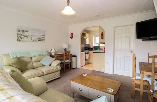Corton Cabaña | 19 Waterside Park