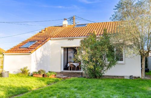 Pornic Villa | 190, chic, sobre, plage à pied, 6 p